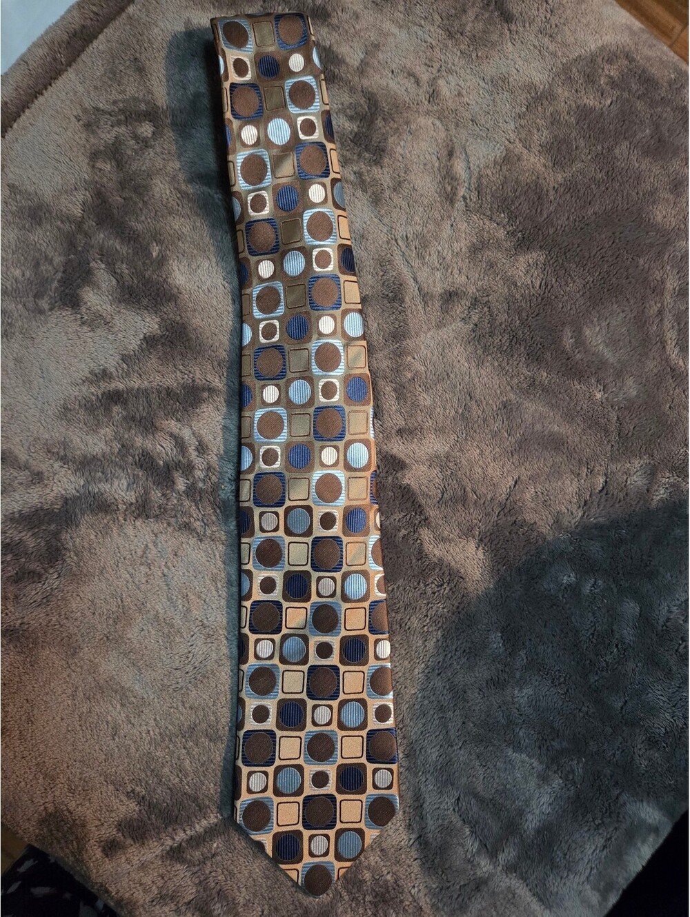 Cezani Handmade Silk Tie with Geometric Pattern